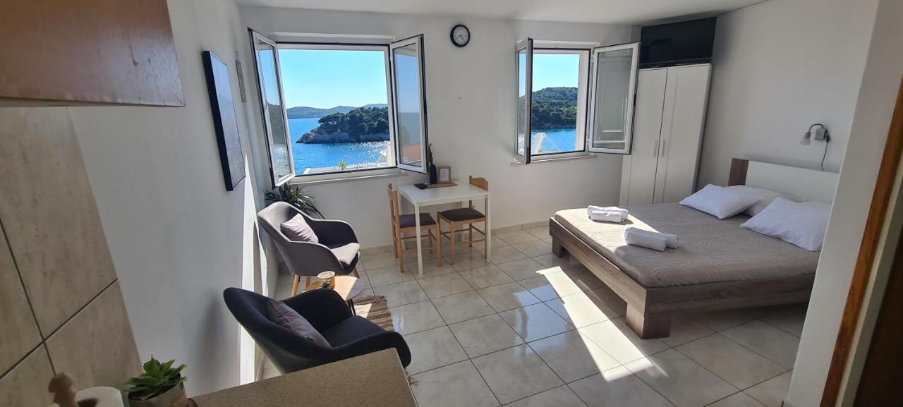Apartments Matea Studio Apartment Stikovica Экстерьер фото