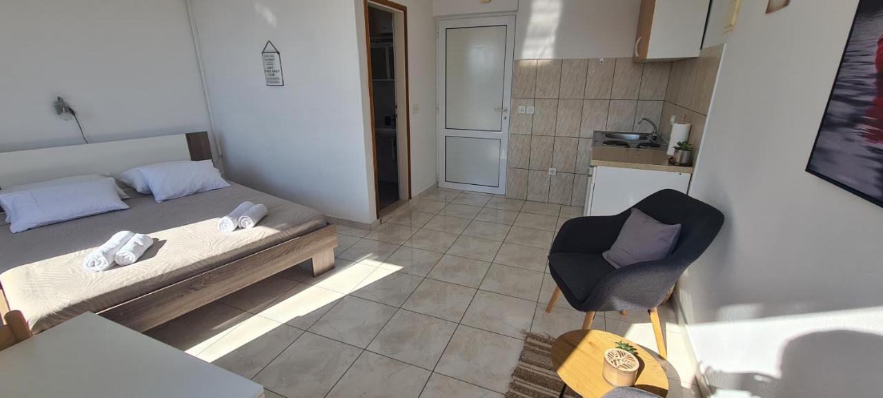 Apartments Matea Studio Apartment Stikovica Экстерьер фото