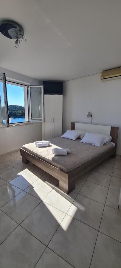 Apartments Matea Studio Apartment Stikovica Экстерьер фото