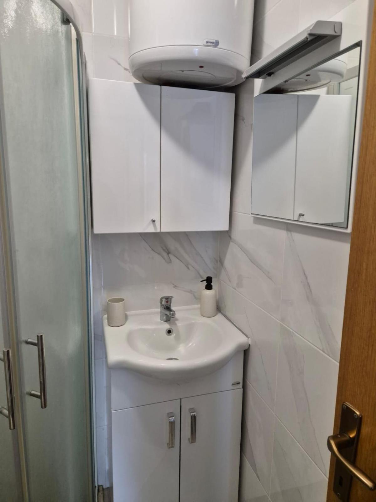 Apartments Matea Studio Apartment Stikovica Экстерьер фото